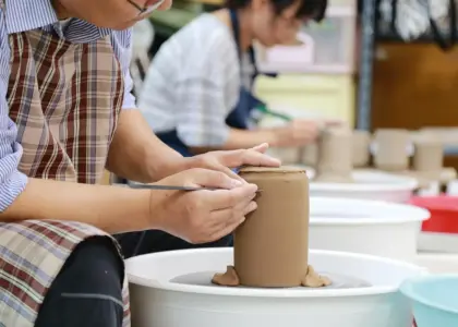 Her finder du åbne keramikværksteder i København