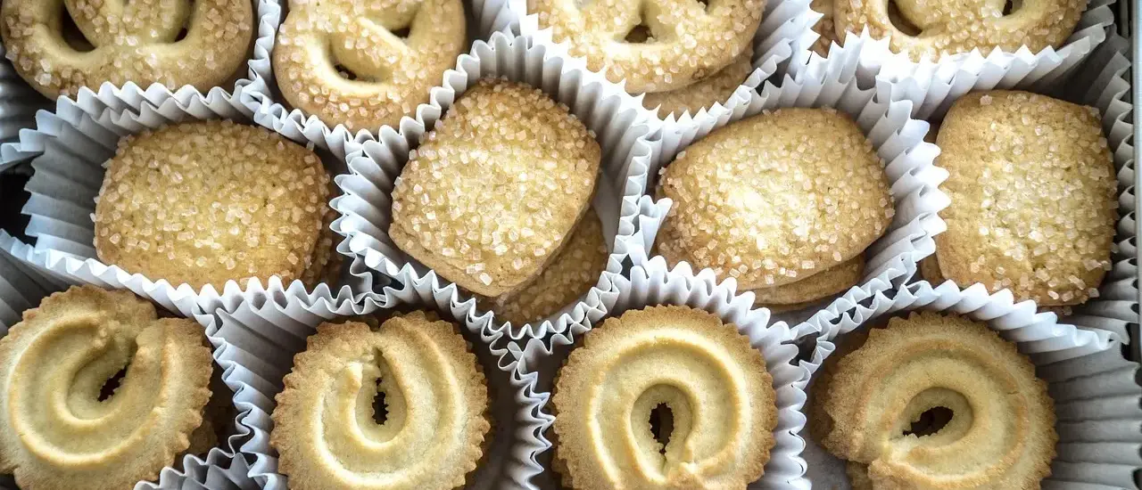 Hvad spiser man til påskefrokost? Inspirerende klassikere og moderne twists til et uforglemmeligt bord