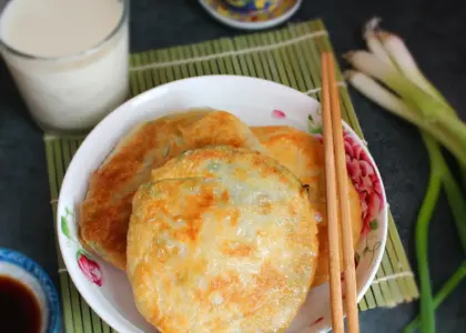 Hvordan laver man æbleskiver? Den ultimative guide til sprøde, luftige kugler