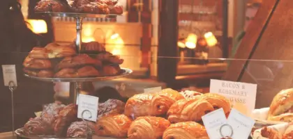 Hvorfor hedder det æbleskiver? Hemmeligheden bag navnet og de runde fristelser